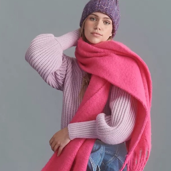 Anthropologie red/ pink reversible fringe soft scarf  new with tags - Picture 1 of 6